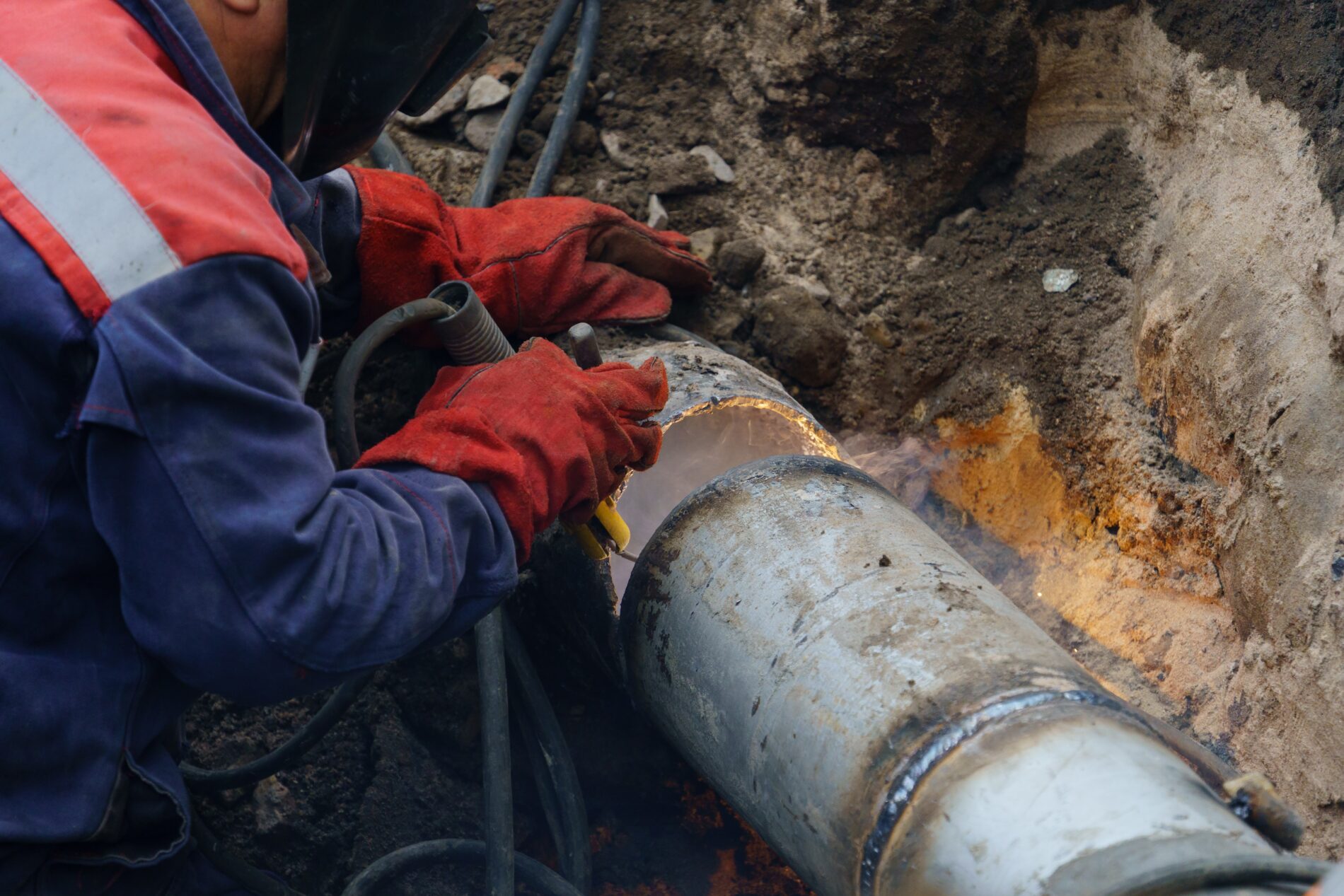 Common Signs of Sewer Line Issues and How Efficient Dallas Sewer Line Repair Can Help